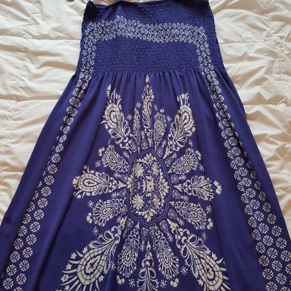 S Blue Floral Maxi Sundress - Picture 2 of 5